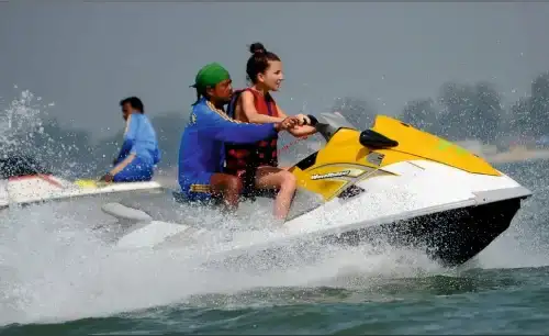 Jet Skiing In Goa: Thrills On The Water, According To A Goan