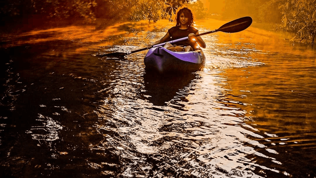 Kayaking in Sal backwater of Varca