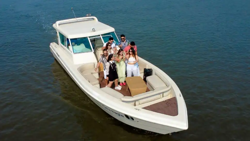 Dubai Marine 35 Open Deck Boat (12 Persons)