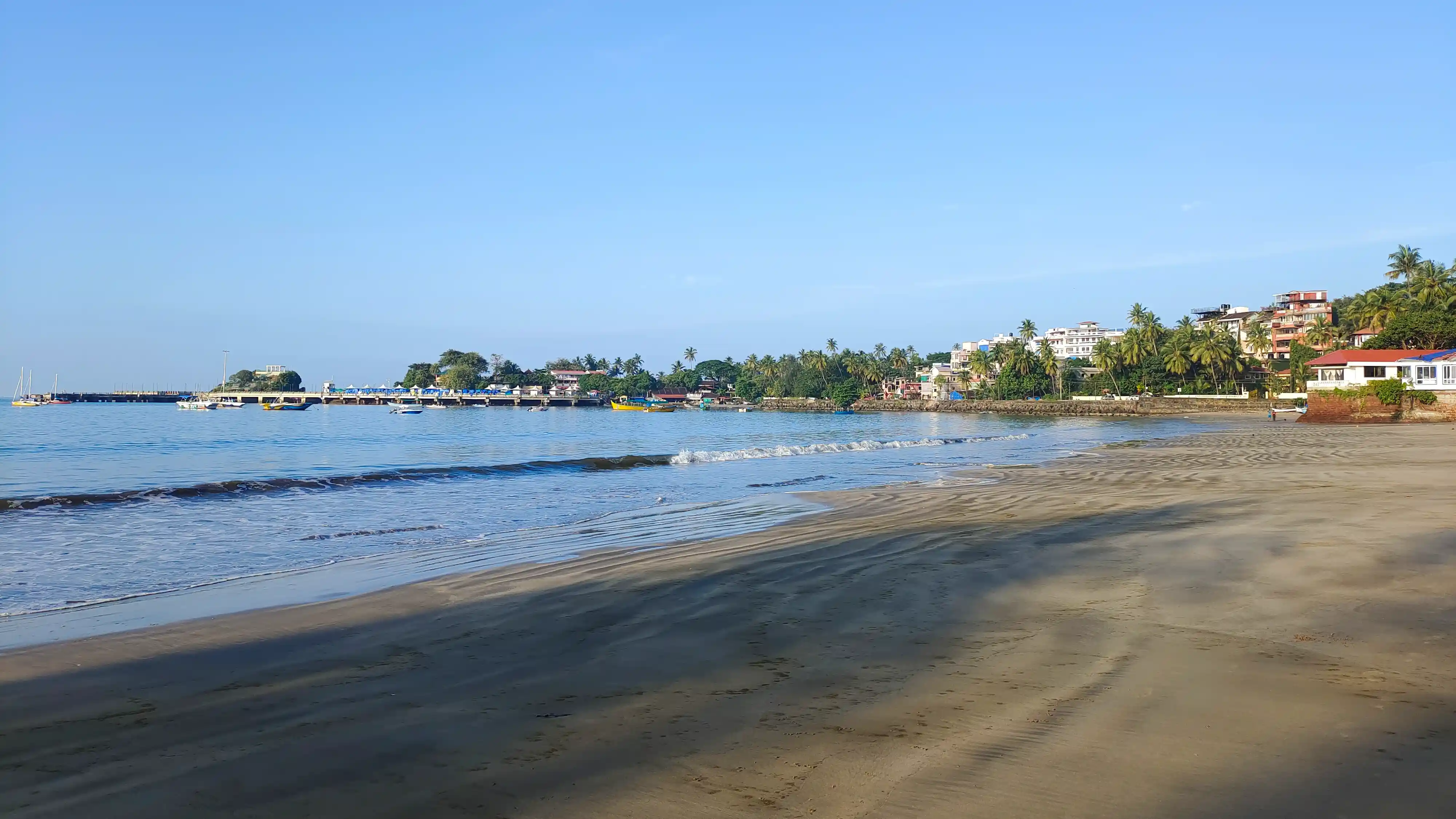 Dona Paula Beach, Goa – Beauty or Beast?