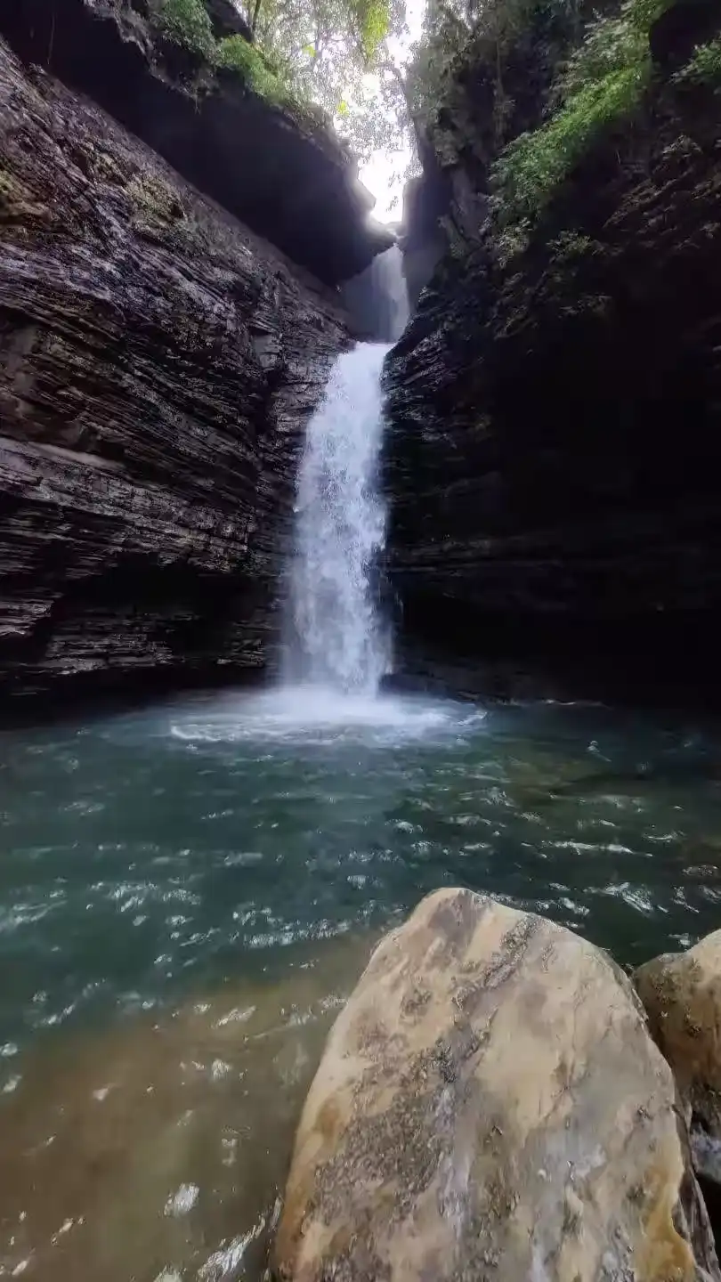 Satrem Waterfall Trek