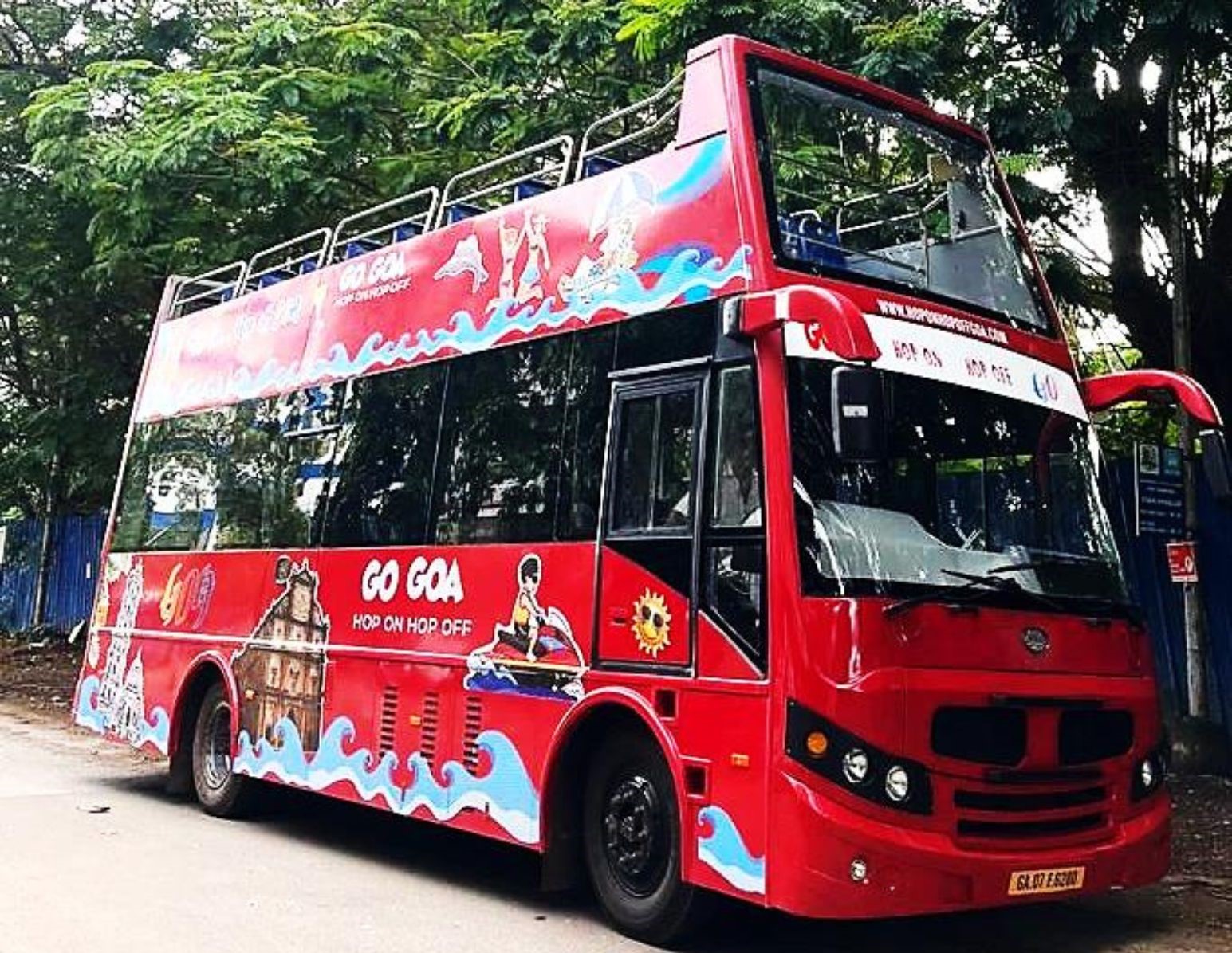 AC Bus Goa Tour